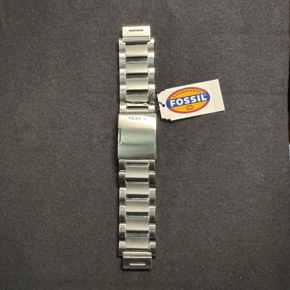 Fossil JR9371 Stainless Steel 25mm Watch Band - Brand New.
